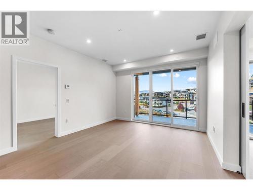 9654 Benchland Road Unit# 407, Lake Country, BC - Indoor Photo Showing Other Room