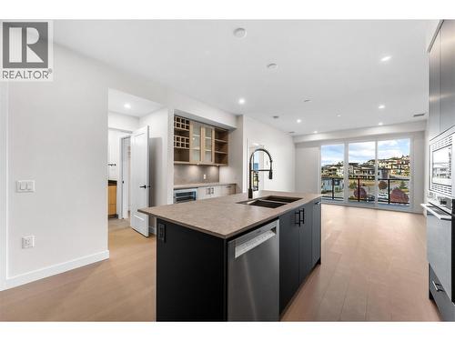 9654 Benchland Road Unit# 407, Lake Country, BC - Indoor Photo Showing Kitchen With Double Sink With Upgraded Kitchen