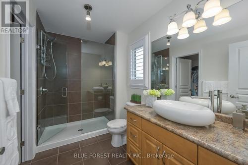 2641 Tucker Court, London North (North I), ON - Indoor Photo Showing Bathroom