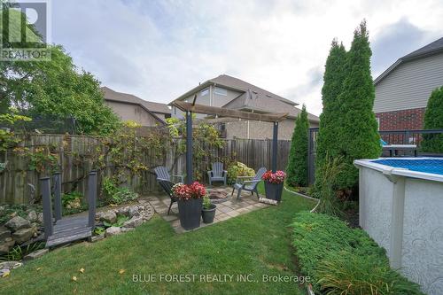 2641 Tucker Court, London North (North I), ON - Outdoor With Above Ground Pool