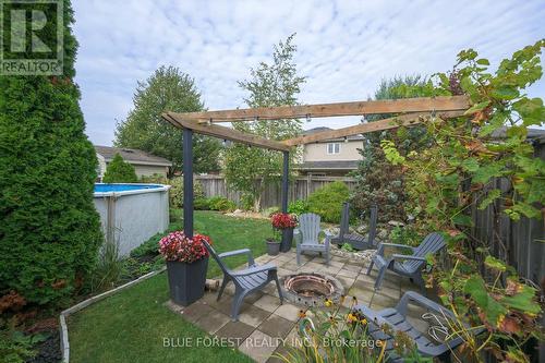 2641 Tucker Court, London North (North I), ON - Outdoor With Backyard