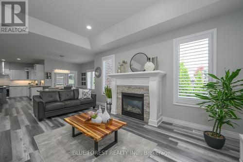 2641 Tucker Court, London North (North I), ON - Indoor Photo Showing Living Room With Fireplace