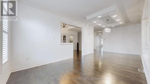 2400 Tesla Crescent, Oakville, ON - Indoor Photo Showing Other Room
