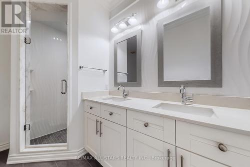 2400 Tesla Crescent, Oakville, ON - Indoor Photo Showing Bathroom