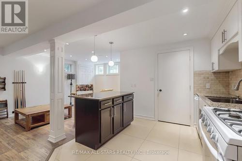 2400 Tesla Crescent, Oakville, ON - Indoor Photo Showing Kitchen