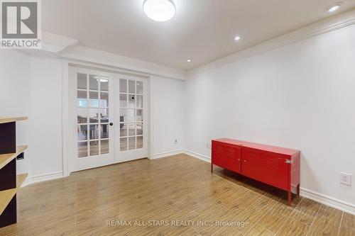 2400 Tesla Crescent, Oakville, ON - Indoor Photo Showing Other Room