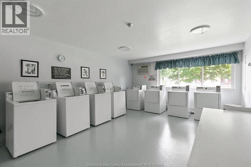 8591 Riverside Dr. E. Unit# 802, Windsor, ON - Indoor Photo Showing Laundry Room