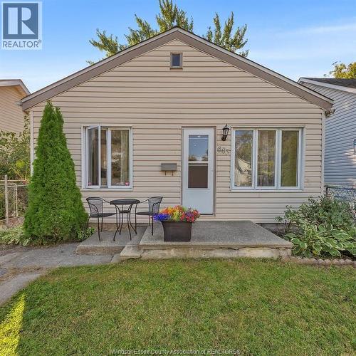 683 STANLEY  Windsor, ON N8X 3B3