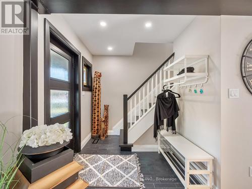 187 Rosslyn Avenue S, Hamilton, ON - Indoor Photo Showing Other Room