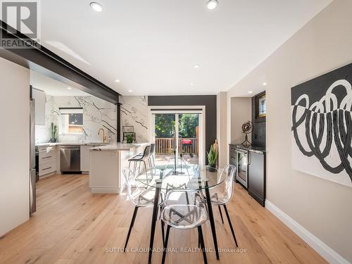 187 Rosslyn Avenue S, Hamilton, ON - Indoor Photo Showing Dining Room