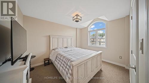 93 Lorne Card Drive, Brant, ON - Indoor Photo Showing Bedroom