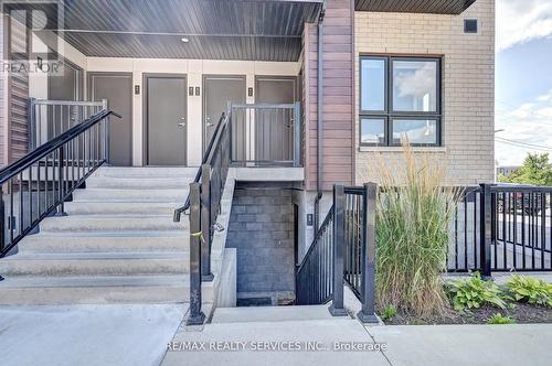 B9 - 10 PALACE STREET  Kitchener, ON N3E 0J3