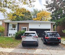 MAIN LEVEL - 9 BEVERLY GLEN BOULEVARD  Toronto, ON M1W 1V7