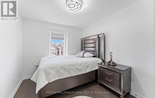 83 Casely Avenue, Richmond Hill, ON - Indoor Photo Showing Bedroom