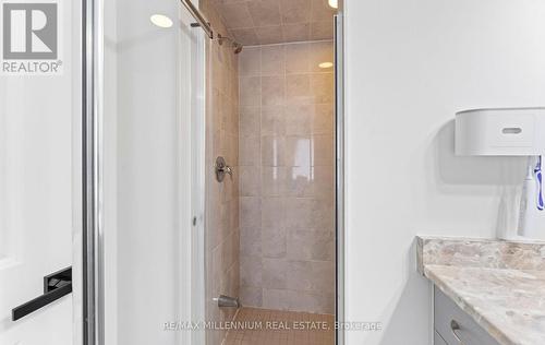 83 Casely Avenue, Richmond Hill, ON - Indoor Photo Showing Bathroom