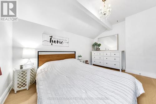 2797 Constable Road, Mississauga, ON - Indoor Photo Showing Bedroom