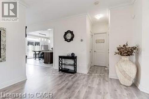 12 Mitten Court, Hamilton, ON - Indoor Photo Showing Other Room