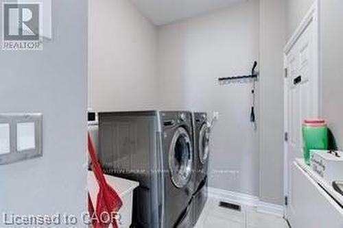 12 Mitten Court, Hamilton, ON - Indoor Photo Showing Laundry Room