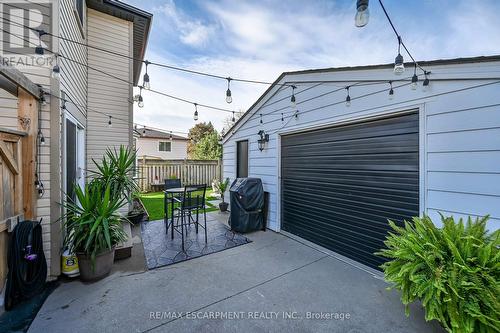 211 Birchcliffe Crescent, Hamilton, ON - Outdoor With Exterior