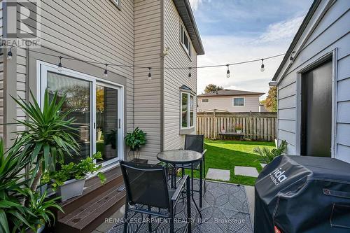 211 Birchcliffe Crescent, Hamilton, ON - Outdoor With Exterior