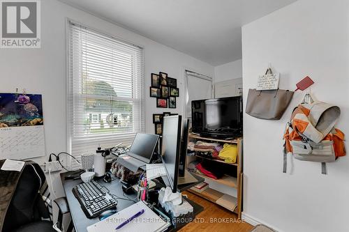 336 Elliott Avenue, Kingston (East Of Sir John A. Blvd), ON - Indoor Photo Showing Other Room