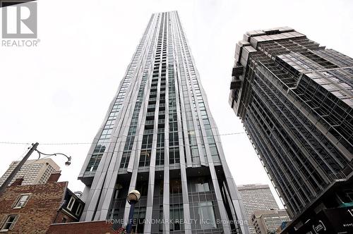 1902 - 1 Yorkville Avenue, Toronto, ON - Outdoor With Facade