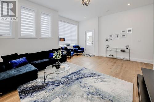 2 Nicholas Way, Guelph (Victoria North), ON - Indoor