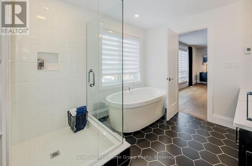 2 Nicholas Way, Guelph (Victoria North), ON - Indoor Photo Showing Bathroom