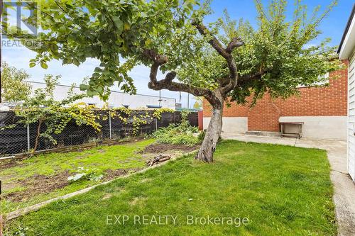 477 East 38Th Street, Hamilton, ON - Outdoor