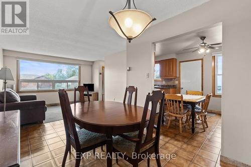 477 East 38Th Street, Hamilton, ON - Indoor Photo Showing Dining Room