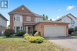 19 CRYSLER CRESCENT  Thorold (Confederation Heights), ON L2V 5A2