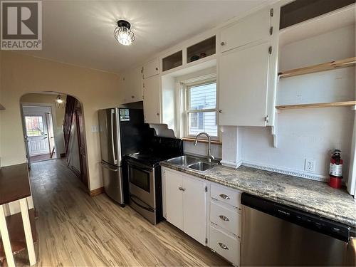 187 Jean, Greater Sudbury, ON - Indoor Photo Showing Kitchen