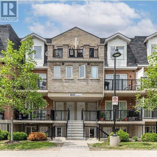1014 - 3043 FINCH AVENUE W  Toronto, ON M9M 0A4