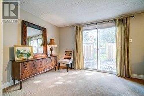 33 Groveland Crescent, Brampton, ON - Indoor