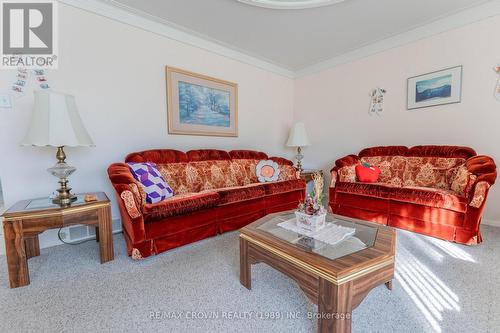 34 Maple Drive, Kapuskasing, ON - Indoor Photo Showing Living Room