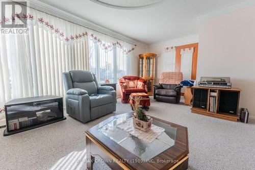 34 Maple Drive, Kapuskasing, ON - Indoor Photo Showing Living Room