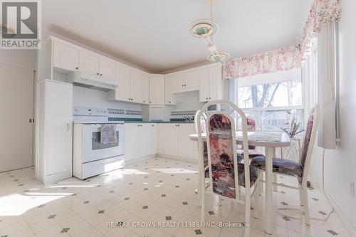 34 Maple Drive, Kapuskasing, ON - Indoor Photo Showing Kitchen