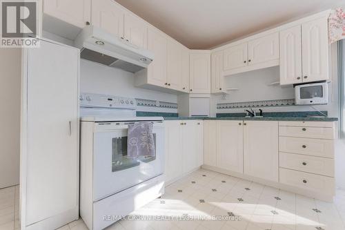 34 Maple Drive, Kapuskasing, ON - Indoor Photo Showing Kitchen