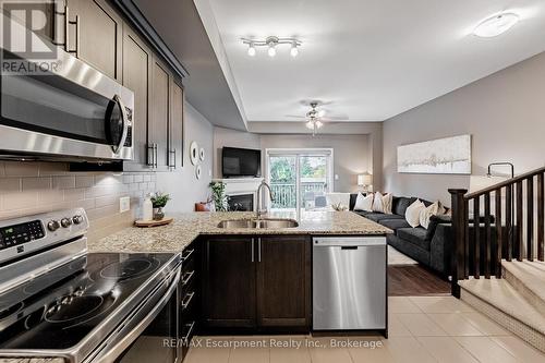 4148 Galileo Common, Burlington (Shoreacres), ON - Indoor Photo Showing Kitchen With Double Sink With Upgraded Kitchen