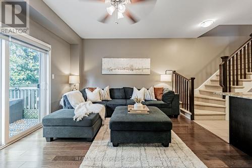 4148 Galileo Common, Burlington (Shoreacres), ON - Indoor Photo Showing Living Room