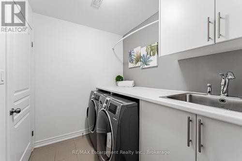 4148 Galileo Common, Burlington (Shoreacres), ON - Indoor Photo Showing Laundry Room