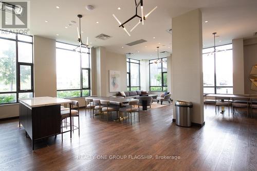 308E - 38 Honeycrisp Crescent, Vaughan, ON - Indoor