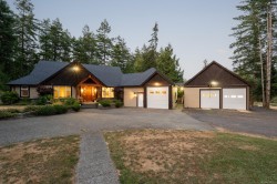 3035 Sarah Dr  Sooke, BC V9Z 0J5