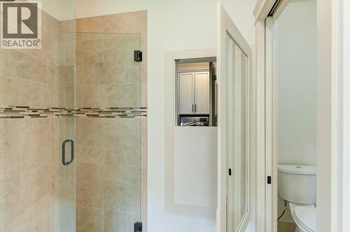 Primary ensuite - 425 Audubon Court, Kelowna, BC - Indoor Photo Showing Bathroom