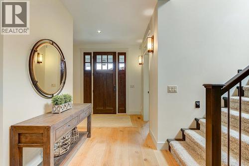 Lovely front entrance - 425 Audubon Court, Kelowna, BC - Indoor Photo Showing Other Room