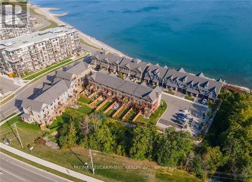 15 Pierre Trudeau Lane, Grimsby, ON - Outdoor With Body Of Water With View