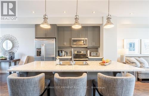 15 Pierre Trudeau Lane, Grimsby, ON - Indoor