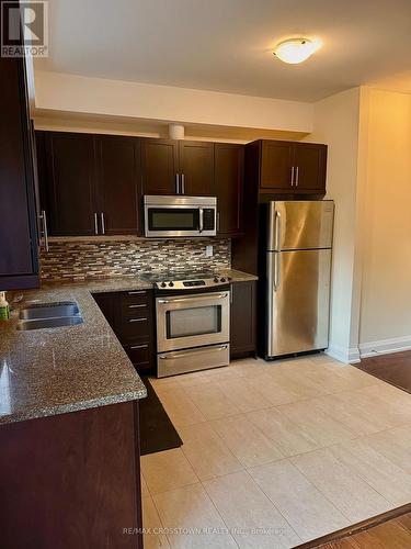 5 - 376 Blake Street, Barrie, ON - Indoor Photo Showing Kitchen With Stainless Steel Kitchen With Double Sink
