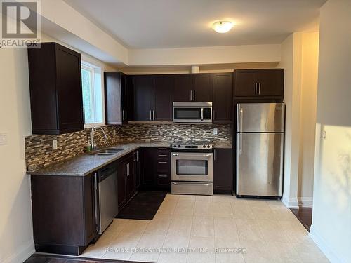 5 - 376 Blake Street, Barrie, ON - Indoor Photo Showing Kitchen With Stainless Steel Kitchen With Double Sink