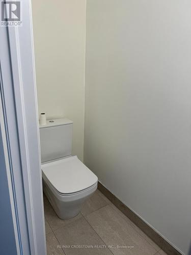5 - 376 Blake Street, Barrie, ON - Indoor Photo Showing Bathroom